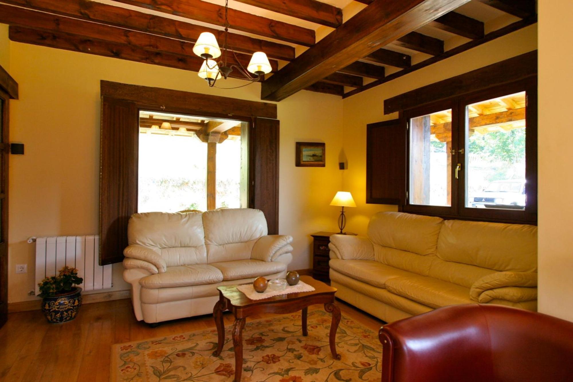 Posada El Bosque Mieses Extérieur photo